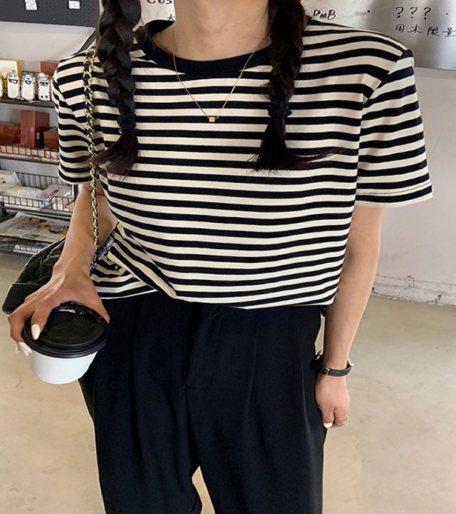 22MAY597 30대여성쇼핑몰 스트라이프 슬림 여성 티셔츠w-girlz